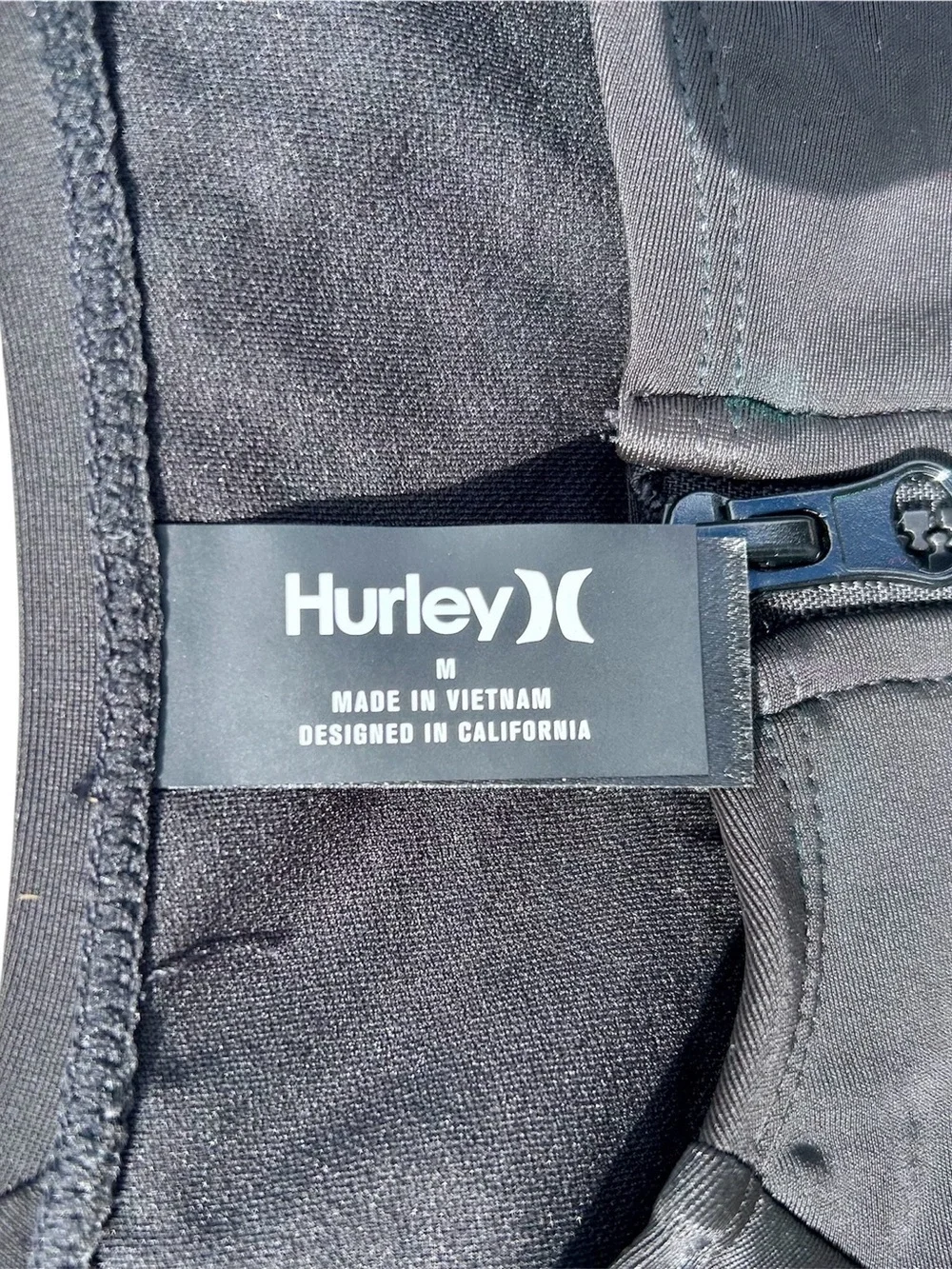 Hurley Long‑Sleeve One‑Piece Swimsuit • Black • Zip Front • Size M - Picture 7 of 13